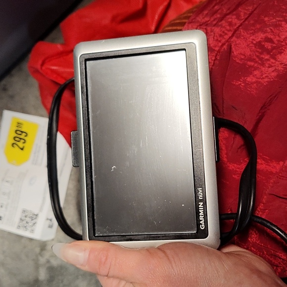 Garmin nuvi GPS - Picture 5 of 8